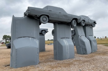Carhenge i Nebraska, Carhenge i Nebraska er en sjov kopi af Englands Stonehenge med med amerikaner-biler