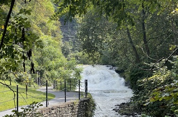 Cascadilla Creek i byen Ithaca - New York State