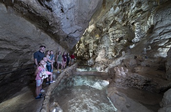 Natural Bridge Caverns - grotter nær New Brunfels, Texas - Foto: New Braunfels Chamber