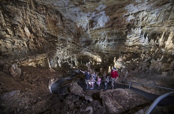 Natural Bridge Caverns - grotter nær New Brunfels, Texas - Foto: New Braunfels Chamber