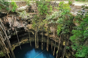 Cenote på Yucatán-halvøen - Mexico - Foto: Dorian-D1, Unsplash