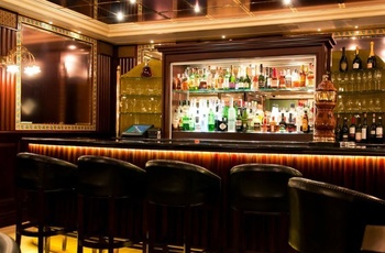 Chester Grosvenor Hotel bar