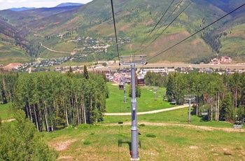 Stolelift til/fra bjergbyen Vail i Colorado