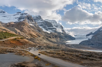 Columbia Icefield langs Icefields Parkway i Banff National Park - Canada