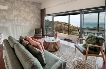Ocean View Villa lounge