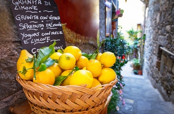 Corniglia - citroner på udsalg