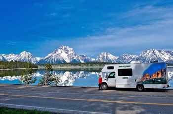 Cruise America motorhome, Grand Tentons i Wyoming - USA