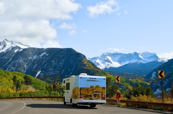 Cruise Canada Motorhome