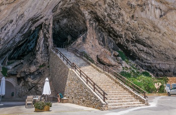 Indgangen til Grotten/drypstenshulen Cuevas de Arta på Mallorca