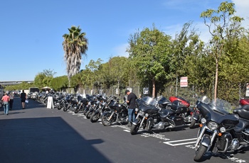 Highway 1 - aflevering af mototcykler i Los Angeles