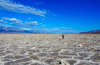 Nicolaj og Stephanie: Dag 28 i autocamper langs USAs vestkyst, fra Death Valley badwater Basin