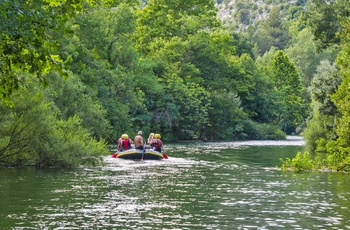 Rafting på Certina floden i Dalmatien, Kroatien