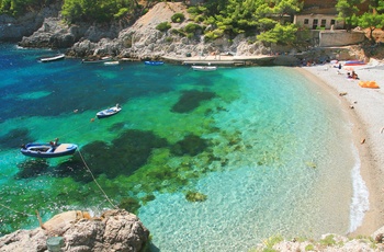 Strand på øen og nationalparken Mljet, Dalmatien i Kroatien