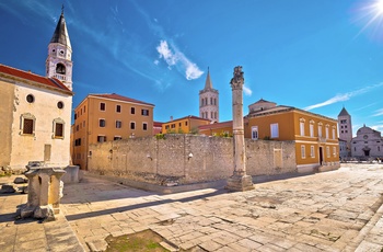 Zadar´s bymidte på en solskinsdag