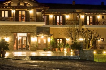 Dellas Boutique Hotel i Kalabaka - facade