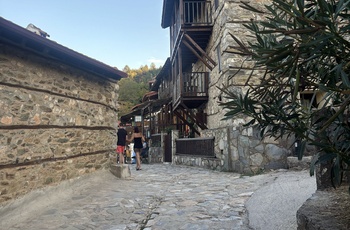 Den bilfri bjerglandsby Palaios Panteleimonas - Grækenland