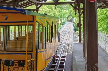 Den vanddrevne kabelbane Nerobergbahn i Wiesbaden i Tyskland