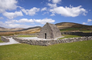 Gallarus Oratory - et lille velbevaret kristent kapel på Dingle-halvøen - Irland