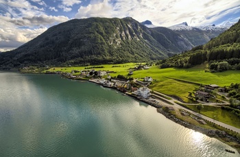 Fjærland Fjordstove Hotel fra oven