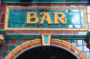 Skilt i latinerkvarteret Temple Bar i Dublin, Irland