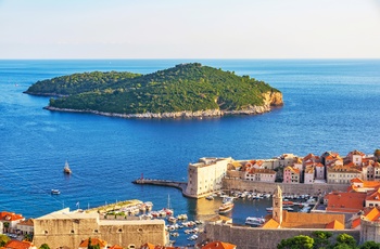 Øen Lokrum set fra Dubrovnik, Dalmatien i Kroatien