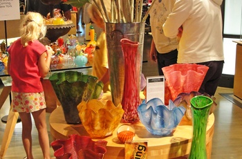 Corning Museum of Glass og souvenirshoppen i New York State
