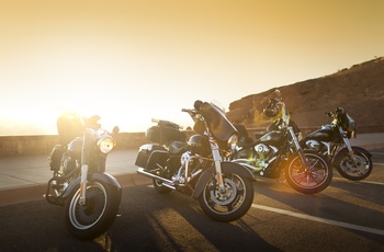 Eaglerider - Harley-Davidson modeller i solnedgang