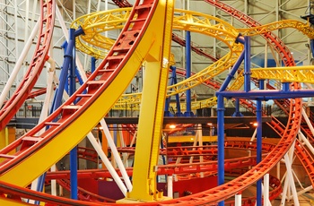 Rutsjebane i shoppingcenteret West Edmonton Mall, Alberta i Canada
