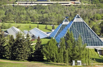 Muttart Conservatory, Botanisk have i Edmonton, Canada