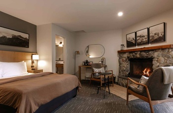 Emerald Lake Lodge, Lodge Plus Room