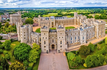 Luftfoto af Windsor Castle - Sydlige del af England