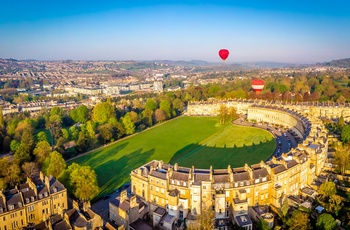 England, Bath - den halvmåneformede Royal Crescent fra 1760'erne