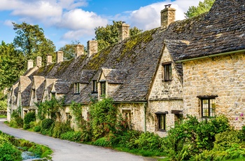 England, Gloucestershire, Cotswolds, Bibury - traditionelle stenhuse på række ved Arlington Row