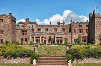 Det imponerende Muncaster Castle, Lake District - England