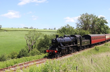 England, Somerset - East Somerset Railway på sporet tæt ved Mendip Vale