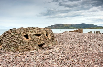 England, Somerset - bunker fra anden verdenskrig på stranden ved Porlock Weir
