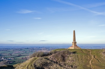 England, Somerset - obelisken på toppen af Ham Hill