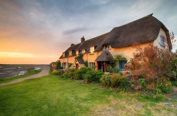 England, Somerset - smuk stråtækt hus i Porlock Weir