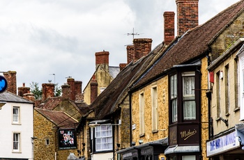 England, Somerset - smukke gamle husfacader i Castle Cary (Foto - Visit Somerset)