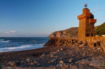 England, Somerset - vagttårnet ved Lynmouth (Foto Neville Stanikk by Exmoor NP)