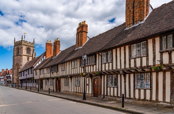 England, Stratford upon Avon - smukke bindingsværkshuse i byen