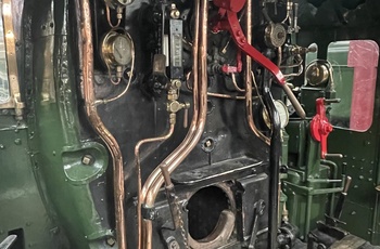 England, Swindon, STEAM museet - smukt førerhus på damplokomotiv