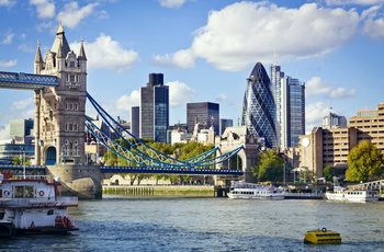 Udsigt til City of London i baggrunden, England