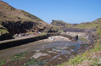 Bocastle naturlige lille havn, Cornwall i England