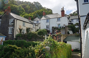 Den fine have foran Tea Room i Clovelly i Devon, England