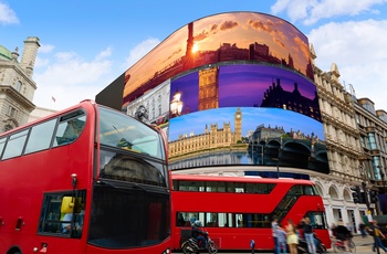 Picadilly Circus i West End i London, England