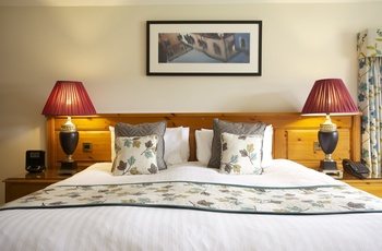 Exmoor White Horse Inn - indbydende seng med puder