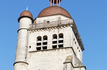Poligny katedralen i Comtés ostens hovedstad i Bourgogne - Frankrig