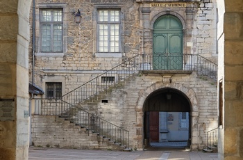 Rådhuset i Poligny - Comtés ostens hovedstad i Bourgogne - Frankrig