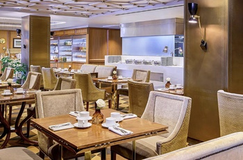 Fairmont Le Chateau Frontenac, Quebec City - Restaurant Place Dufferin